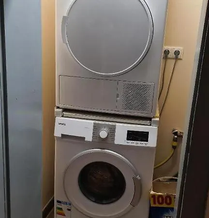 1b شقة *
